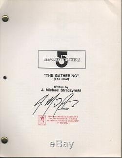 Babylon 5 Pilot Script autographed by JMS Rare Excellent Condition