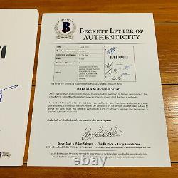 IN THE DARK SIGNED PILOT 59 PAGE SCRIPT BY 7 CAST with BECKETT COA PERRY MATTFELD