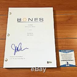 Michaela Conlin Signed Bones Full 63 Page Pilot Episode Script Beckett Bas Coa