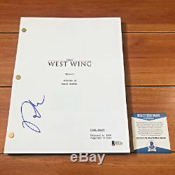 ROB LOWE SIGNED THE WEST WING FULL 60 PAGE PILOT SCRIPT with BECKETT BAS COA