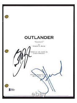 Sam Heughan & Caitriona Balfe Signed Outlander Pilot Episode Script Beckett COA