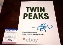 Sheryl Lee Twin Peaks Laura Palmer Pilot Script Signed Script Cover PSA E2