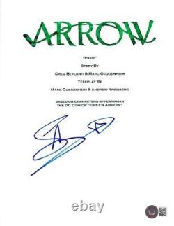 Stepehn Amell Signed Arrow Full Pilot Script Authentic Autograph Beckett Coa