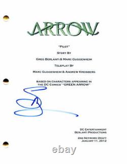 Stephen Amell Signed Autograph Arrow Full Pilot Script Oliver Queen