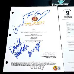 THE FLASH SIGNED PILOT SCRIPT BY 4 CAST MEMBERS TOM CAVANAUGH with BECKETT COA