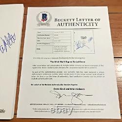 THE MICK SIGNED FULL PILOT SCRIPT BY 5 CAST with BECKETT BAS COA KAITLIN OLSON +